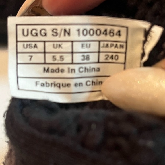 UGG AUSTRALIA ~ Black Cable Knit LELAND 1000464 Fold Over BOOTS ~ Women Size 7 - Picture 7 of 7